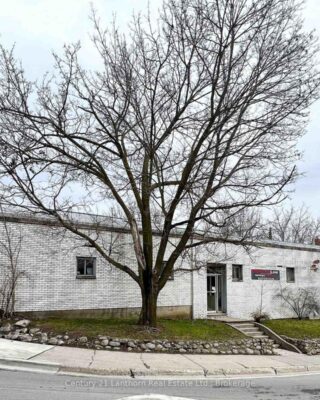 316 Picton Main Street, Prince Edward County