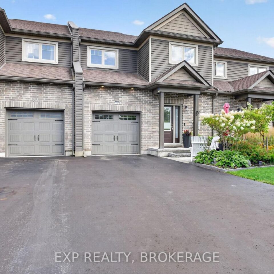 32 Curtis Street, Prince Edward County