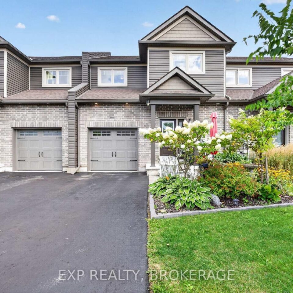32 Curtis Street, Prince Edward County