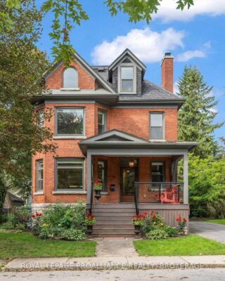 32 Kensington Avenue, Kingston