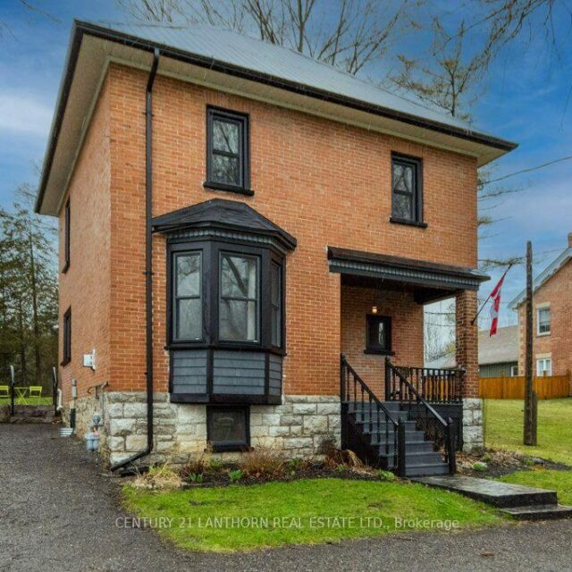 320 Grand Road, Trent Hills