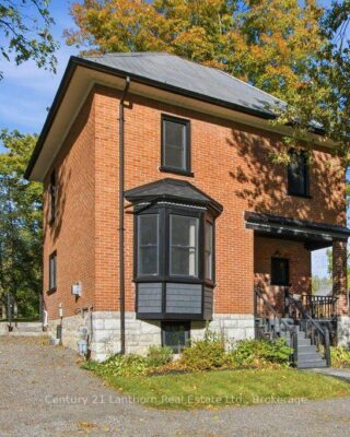 320 Grand Road, Trent Hills