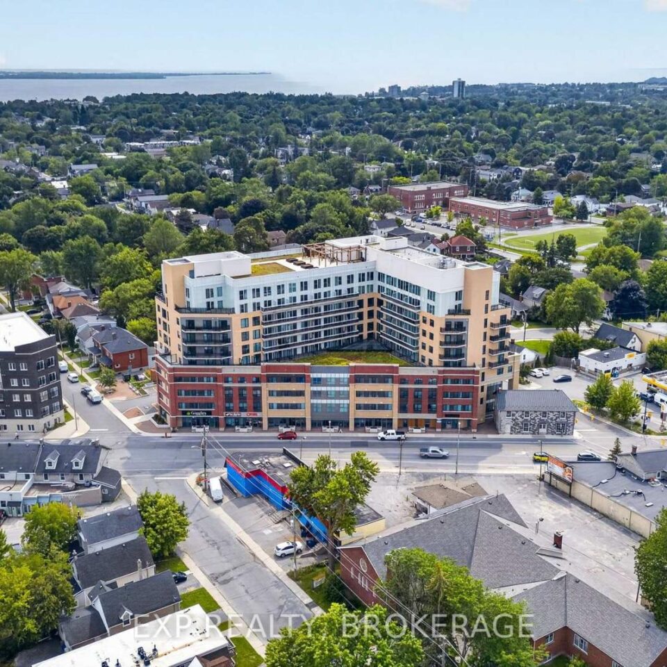 326 – 652 Princess Street, Kingston