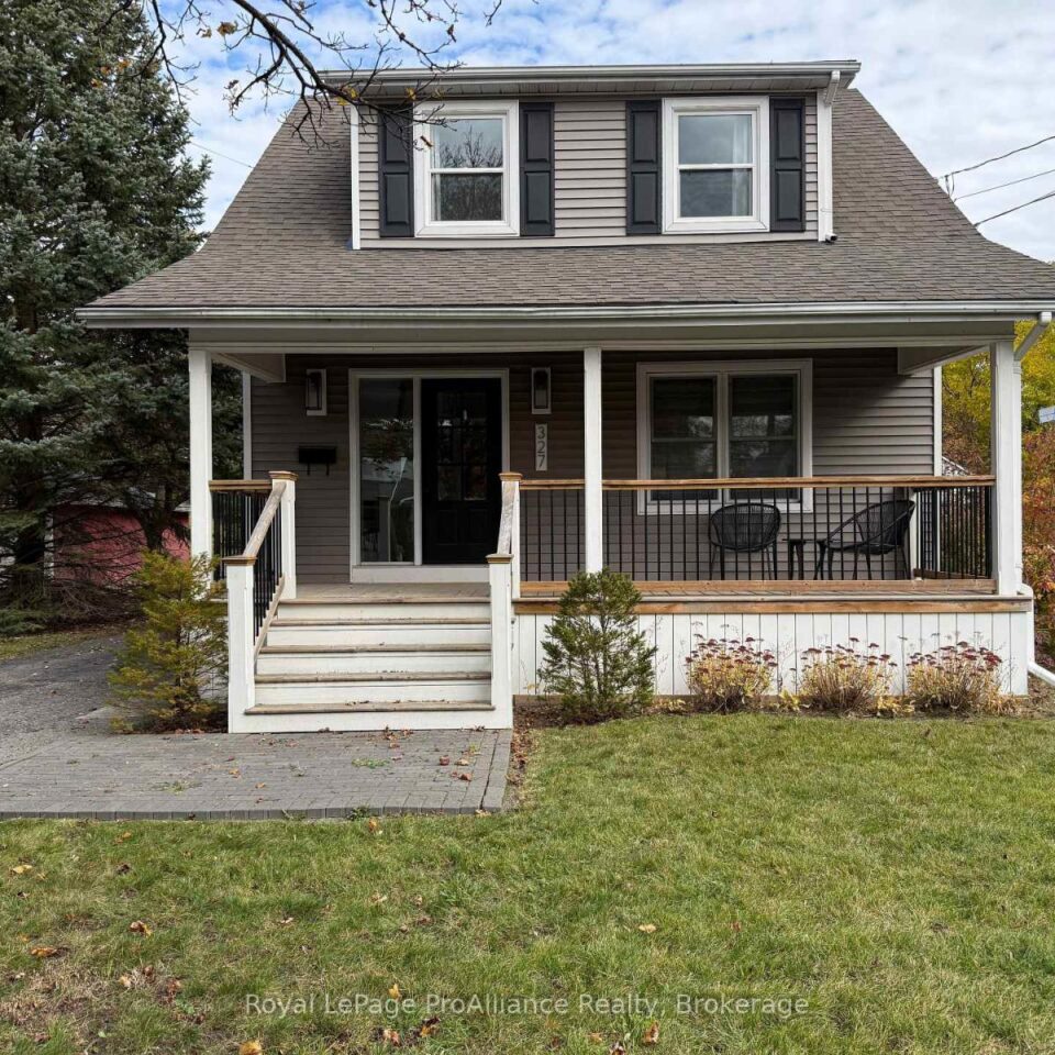 327 Bleecker Avenue, Belleville