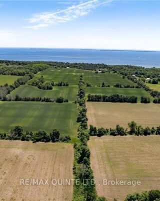 3292 County Road 8, Prince Edward County