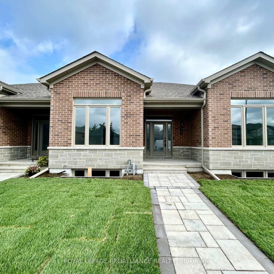 33 Athabaska Drive, Belleville