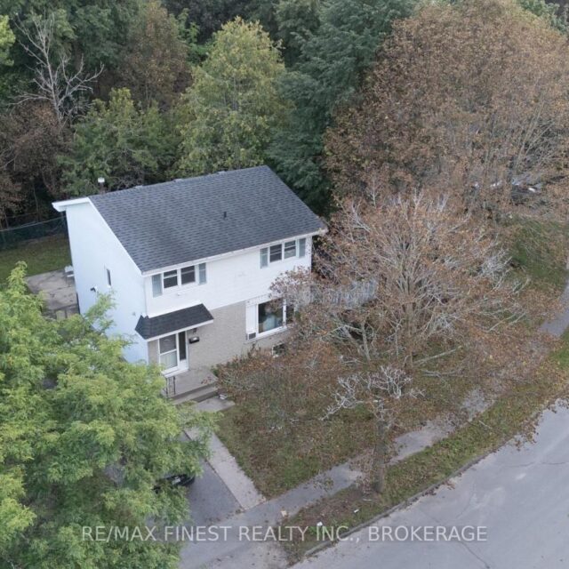 33 Calderwood Drive, Kingston