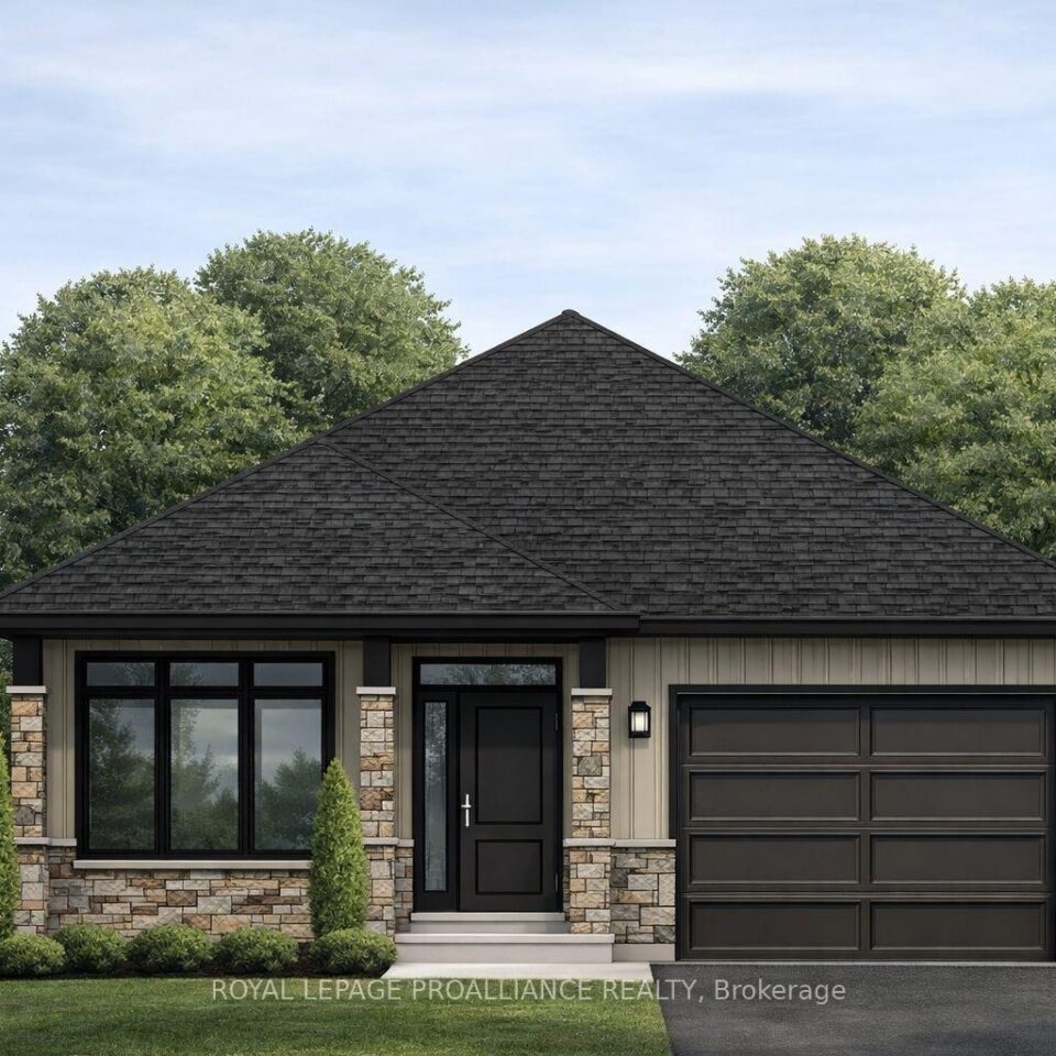 33 Cedarwood Street, Quinte West