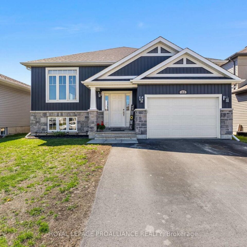 33 Redwood Drive, Belleville