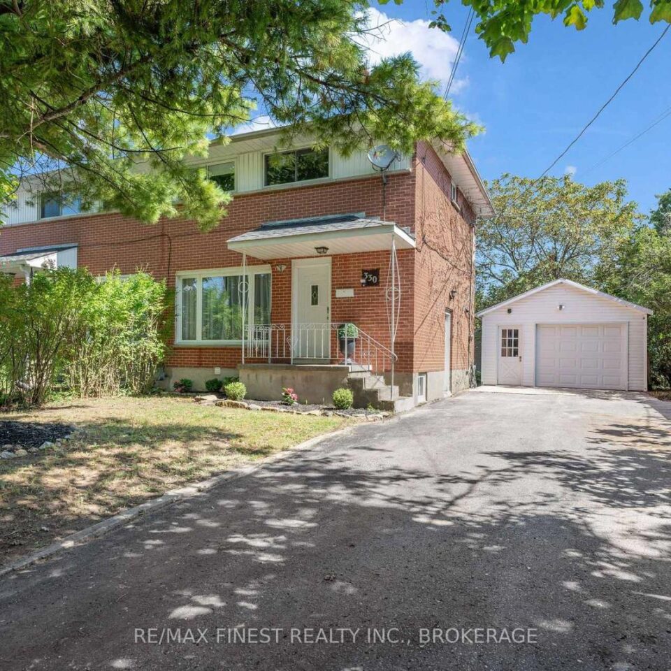 330 Meadowcrest Road, Kingston
