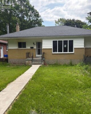 339 Mowat Avenue, Kingston
