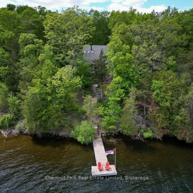 347 Prinyers Cove Crescent, Prince Edward County