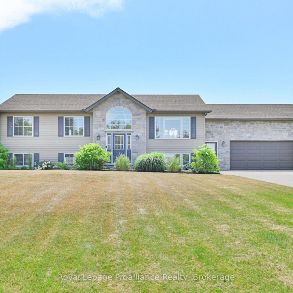 3471 County 3 Road, Prince Edward County