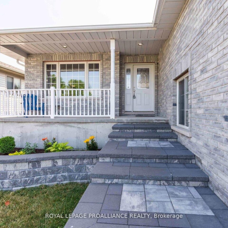 35 Forest Valley Drive, Quinte West