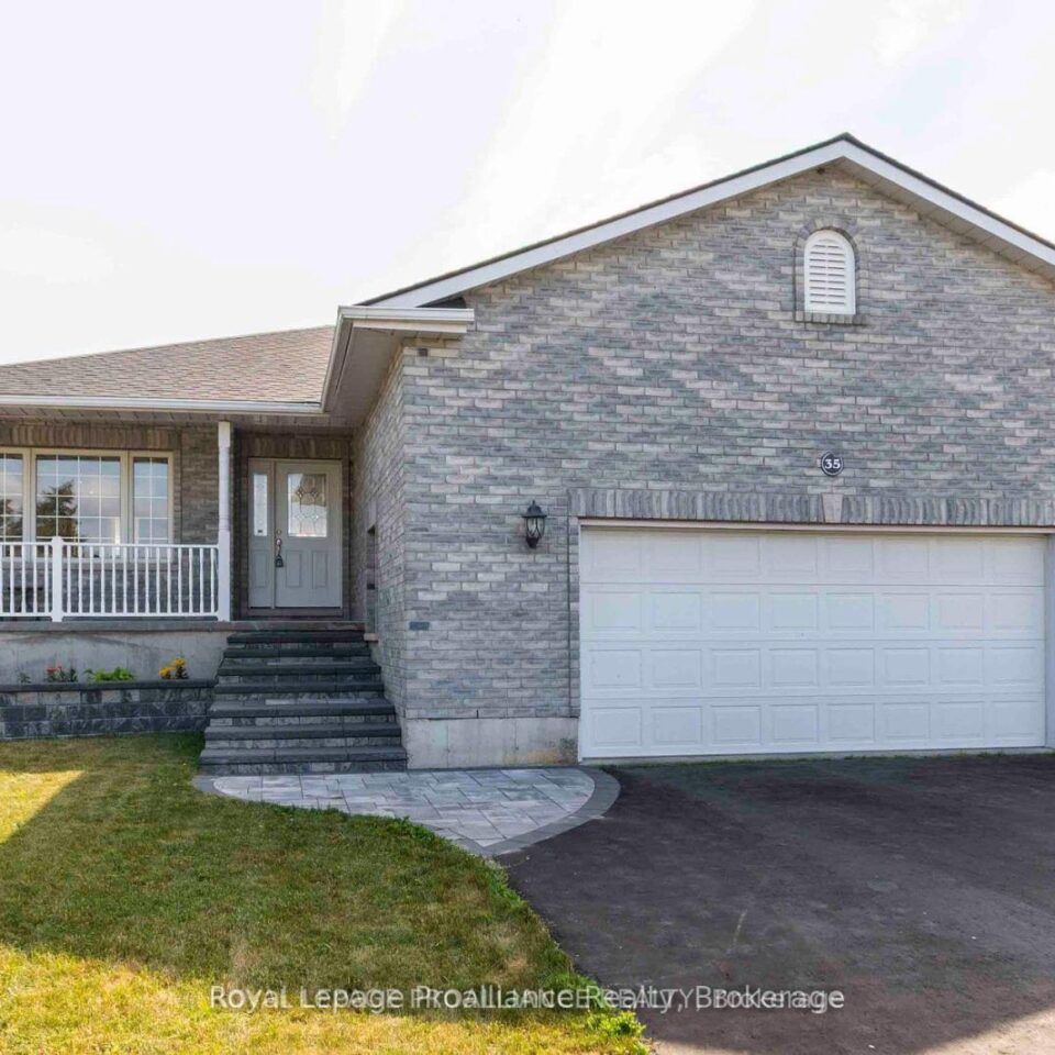 35 Forest Valley Drive, Quinte West