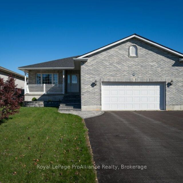 35 Forest Valley Drive, Quinte West