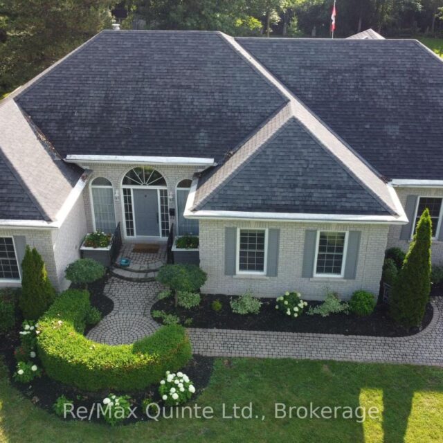 35 Penny Lane, Belleville