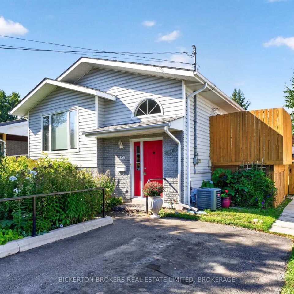 354 Oak Street, Gananoque