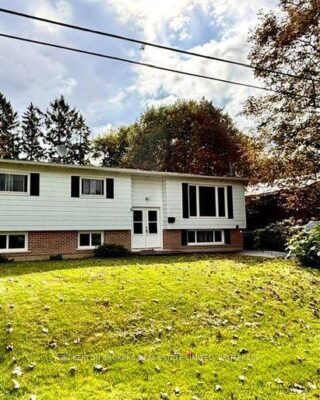 355 Oak Street, Gananoque