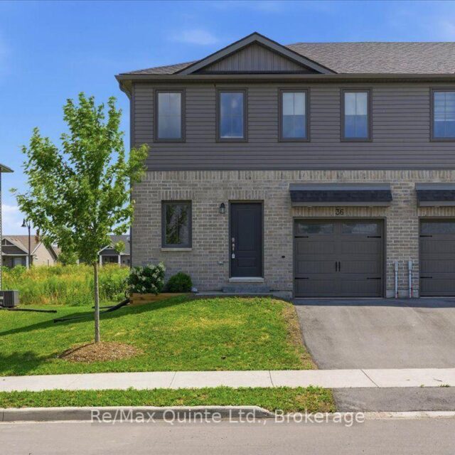 36 Campbell Crescent, Prince Edward County