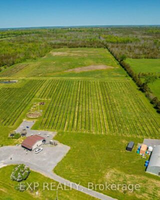 3609 County Road 8, Prince Edward County