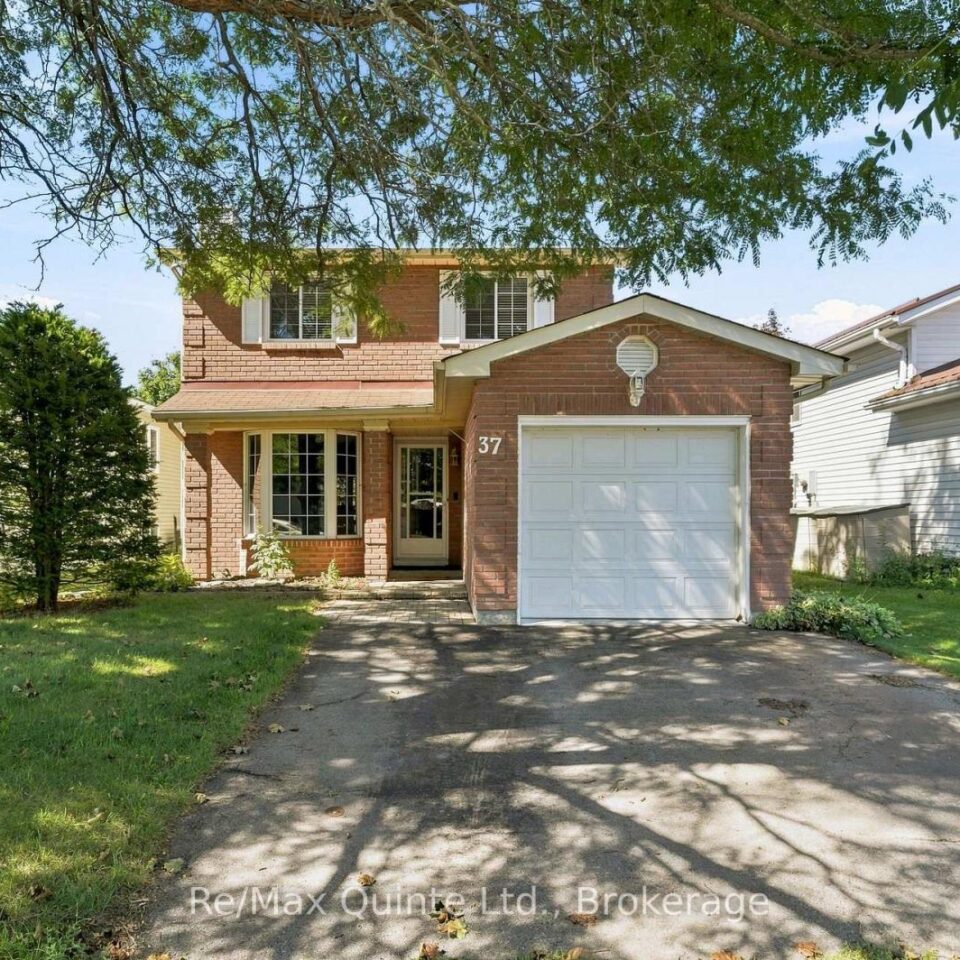 37 Bogart Crescent, Belleville