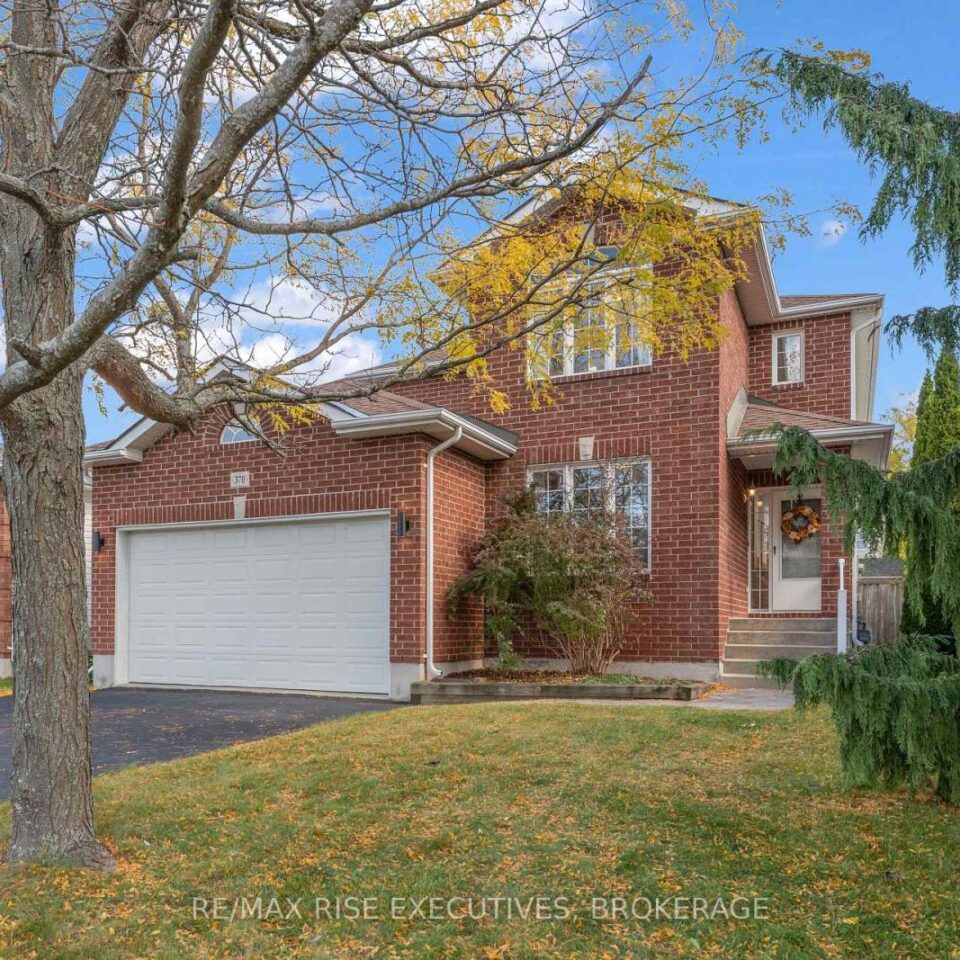 370 Cooke Crescent, Kingston