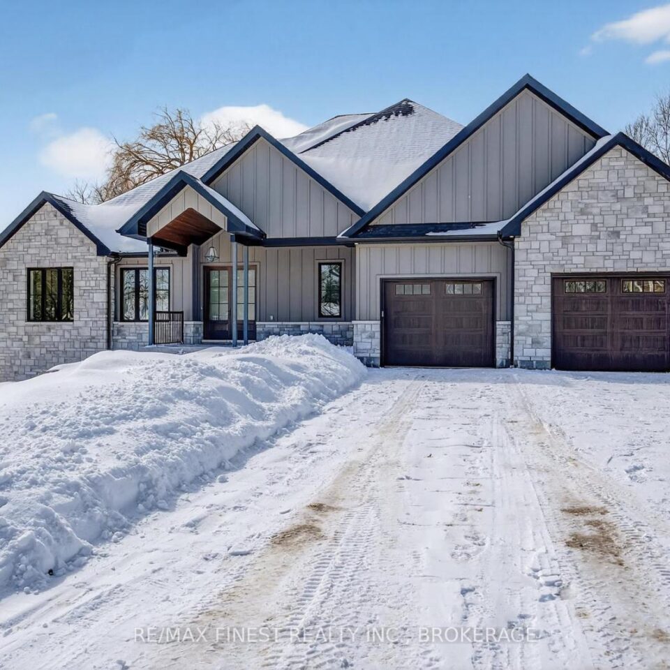 371 Maple Ridge Drive, Kingston