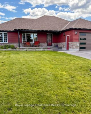 3741 County Road 3, Prince Edward County