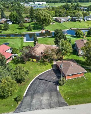 38 Willowbank Road W, Gananoque