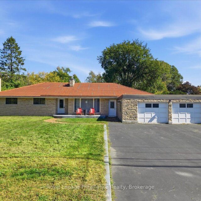 380 Ashley Street, Belleville