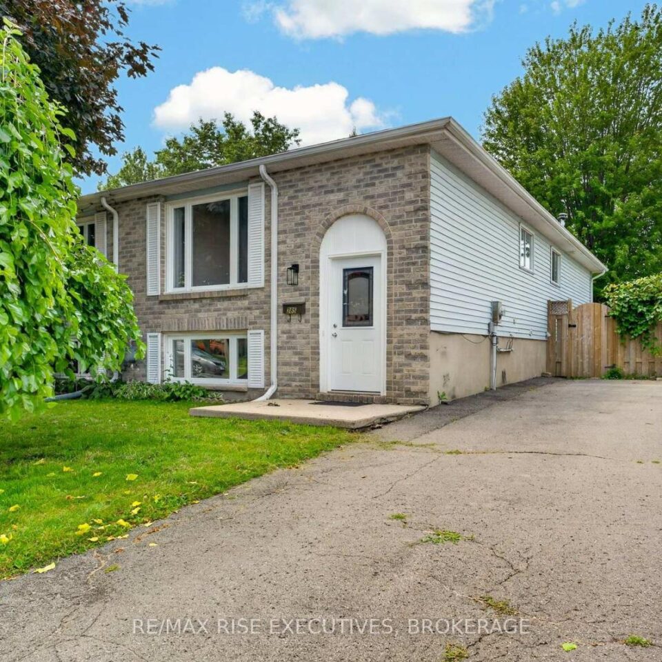 385 Melanie Avenue, Kingston