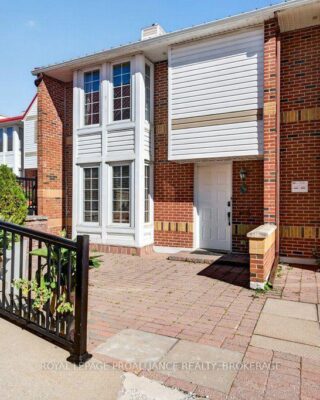 39 – 1 Place D’armes, Kingston