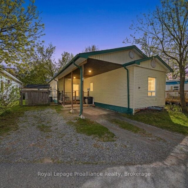 39 – 63 Whites Road, Quinte West