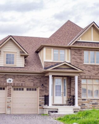 39 East Vista Terrace, Quinte West