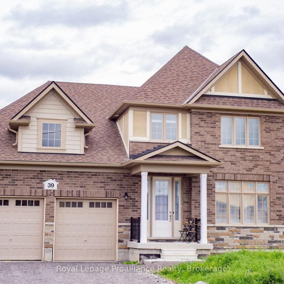39 East Vista Terrace, Quinte West