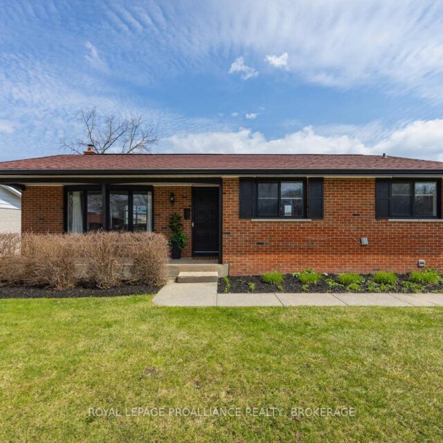 39 Howard Crescent, Kingston