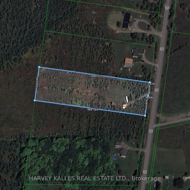 390 County Road 25, Prince Edward County
