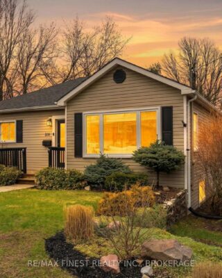 391 Mowat Avenue, Kingston