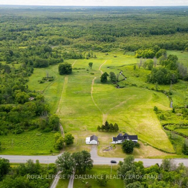 3920 County Road 14, Stone Mills