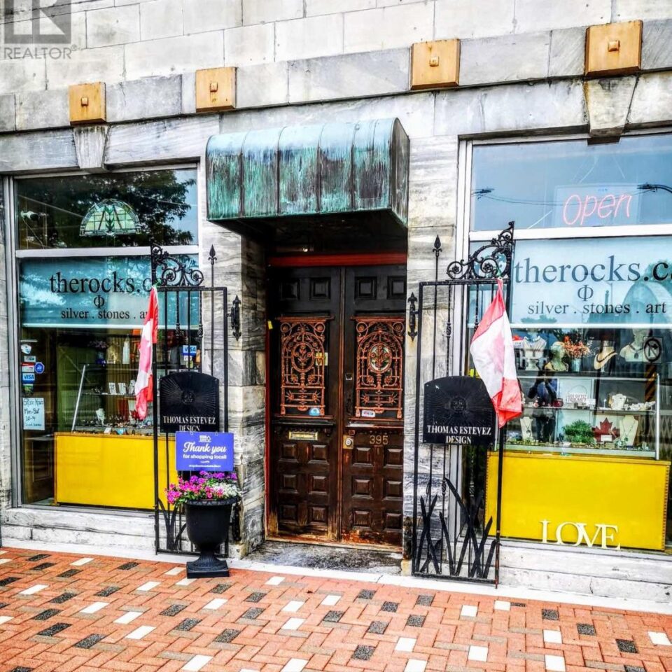 395 Front Street, Belleville