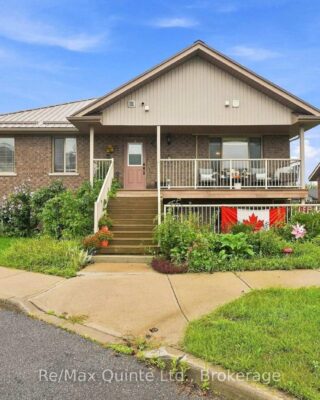 3a – 37 Lakebreeze Court, Prince Edward County