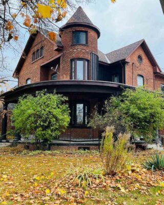 4 – 80 Bridge Street W, Belleville