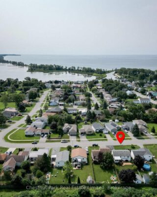 4 First Avenue, Prince Edward County