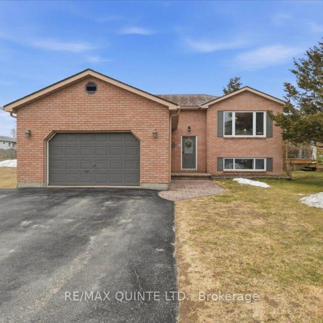 4 Harbourview Crescent, Prince Edward County