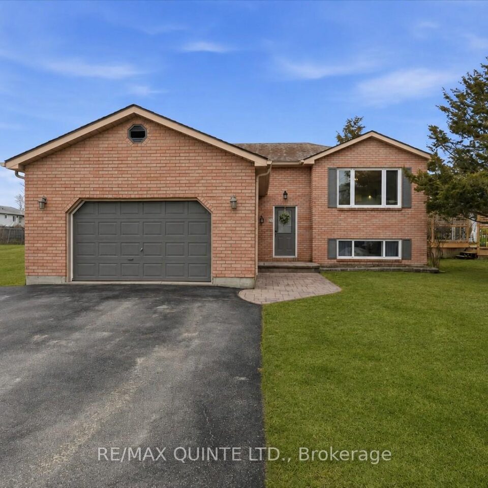 4 Harbourview Crescent, Prince Edward County