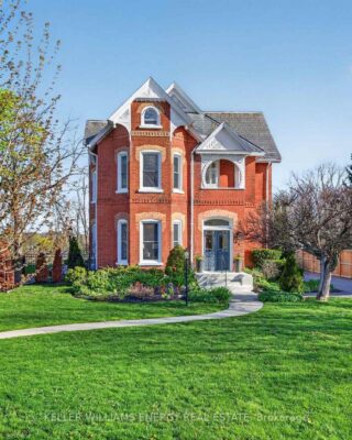 4 Pine Street, Belleville