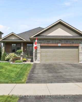 40 Farmington Crescent, Belleville