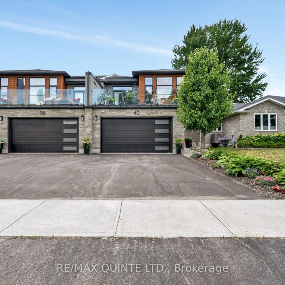 40 John Street S, Belleville