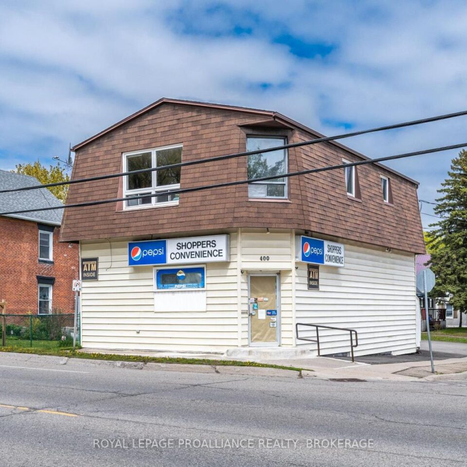 400 King Street W, Gananoque
